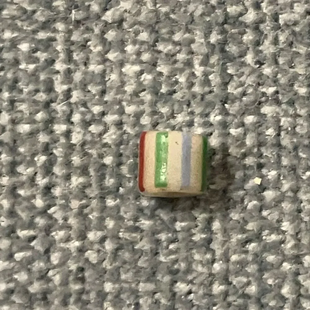 Bead